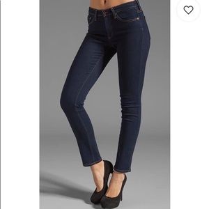 AG Prima Mid-Rise Cigarette Jeans in Delight Wash